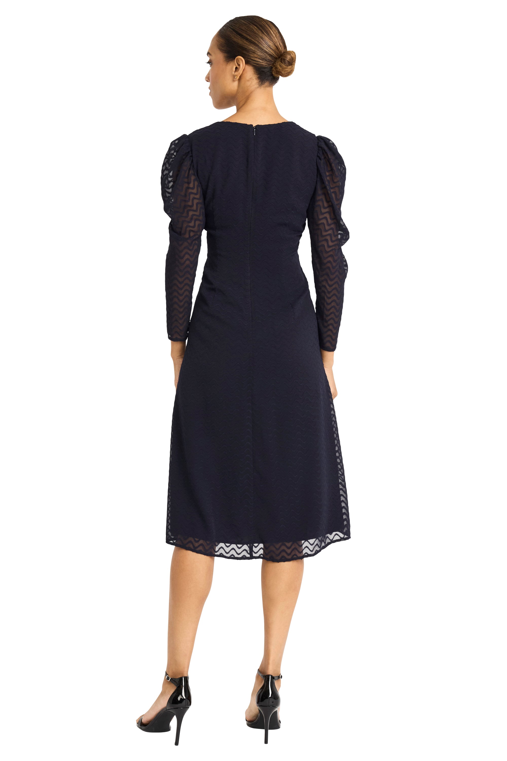 Kirsty – Abito midi con maniche velate