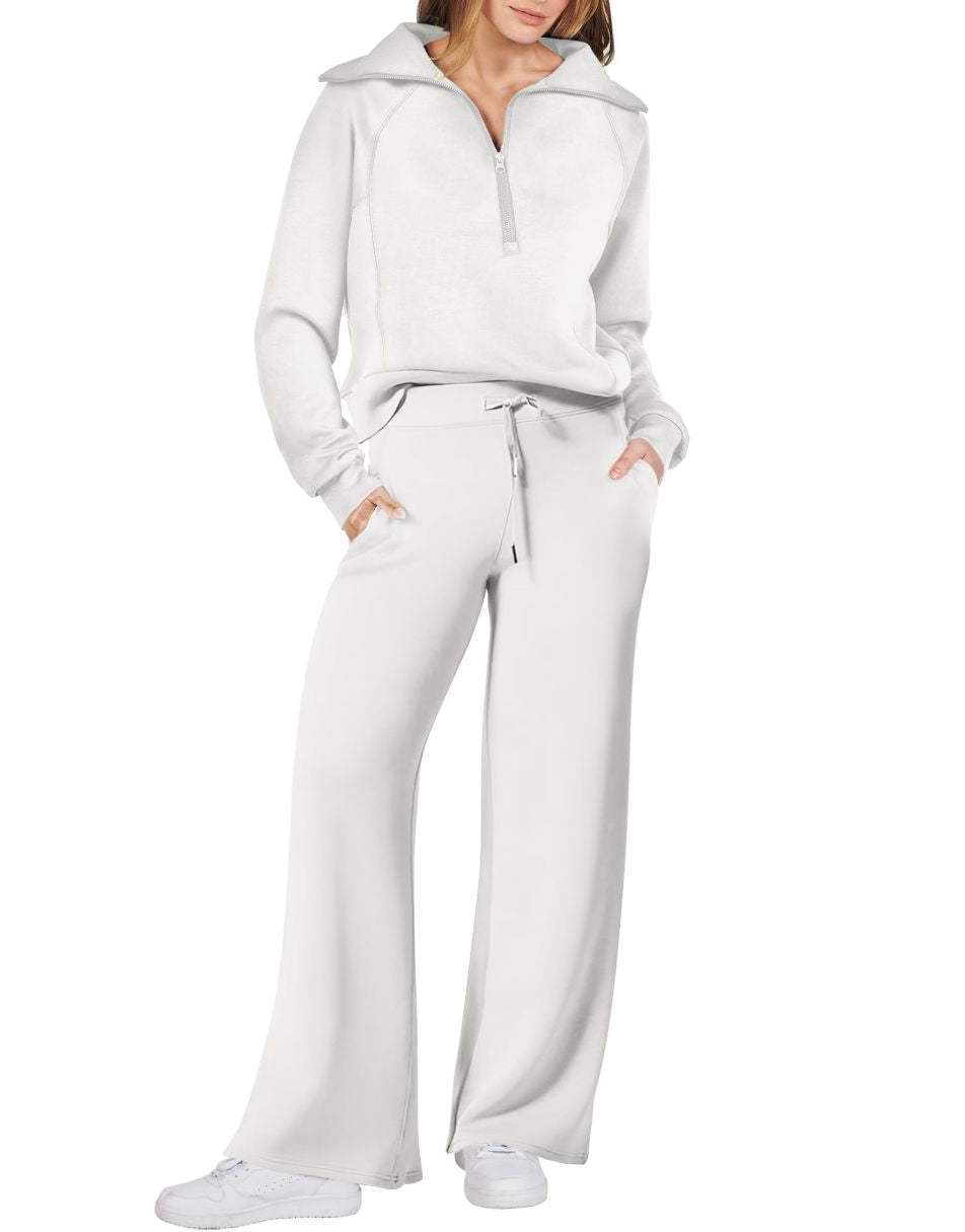 Completo lounge di lusso con mezza zip