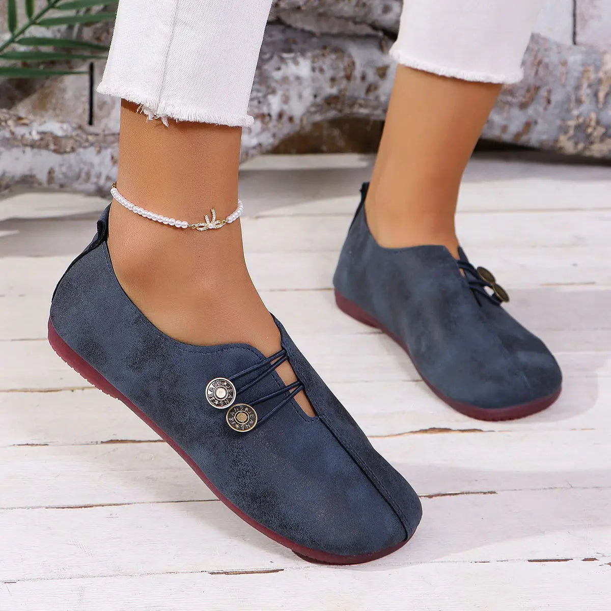 Freya – Loafers with Tailored Fit