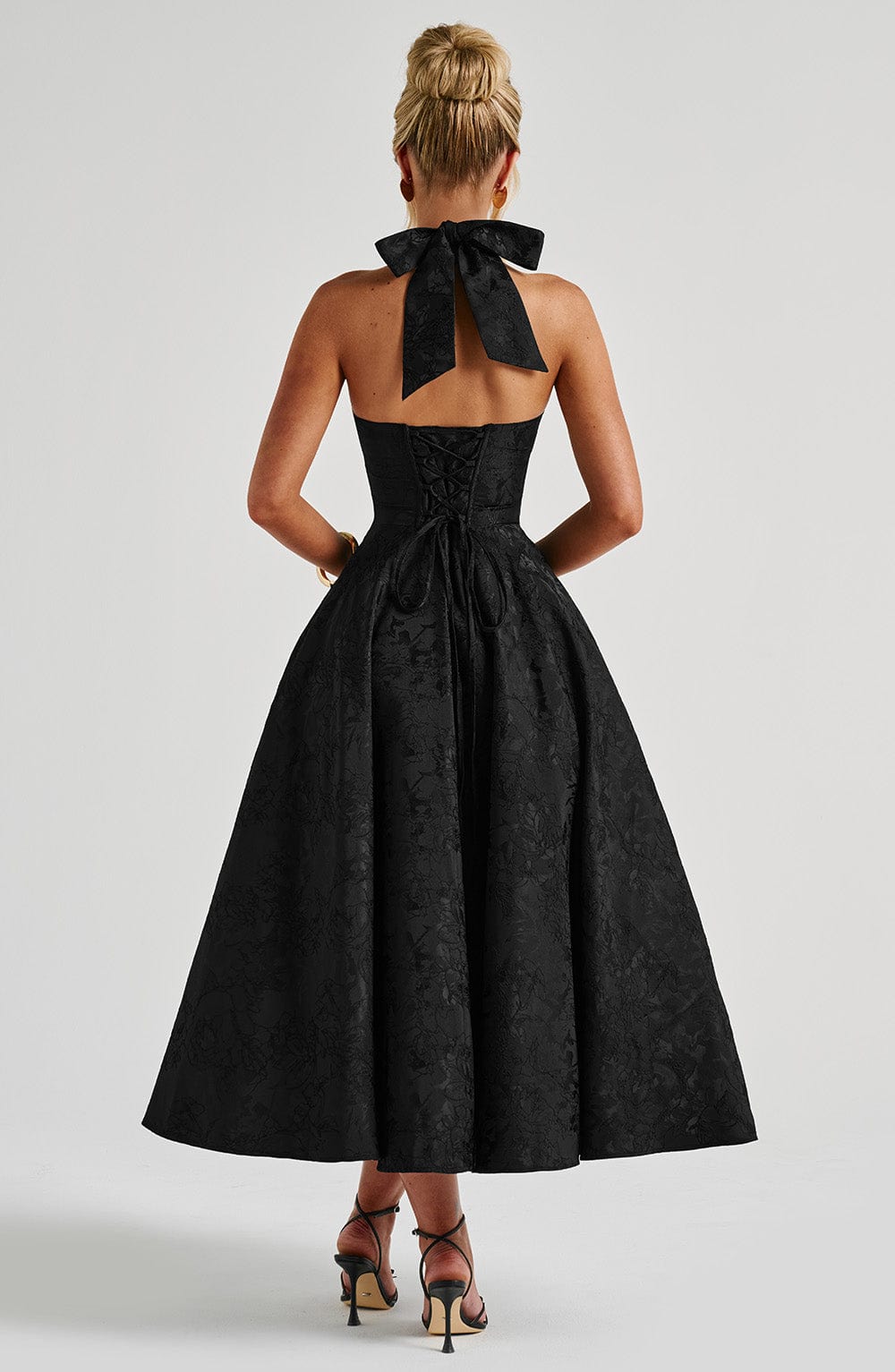 Gisella – Vintage Bow Halter Dress