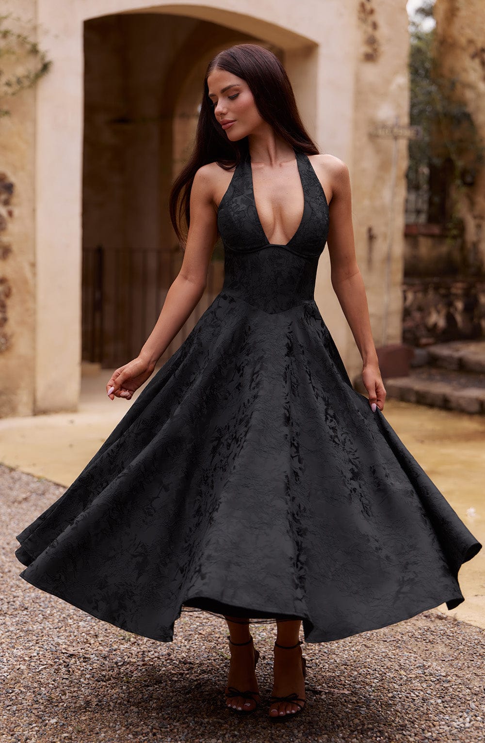 Gisella – Vintage Bow Halter Dress