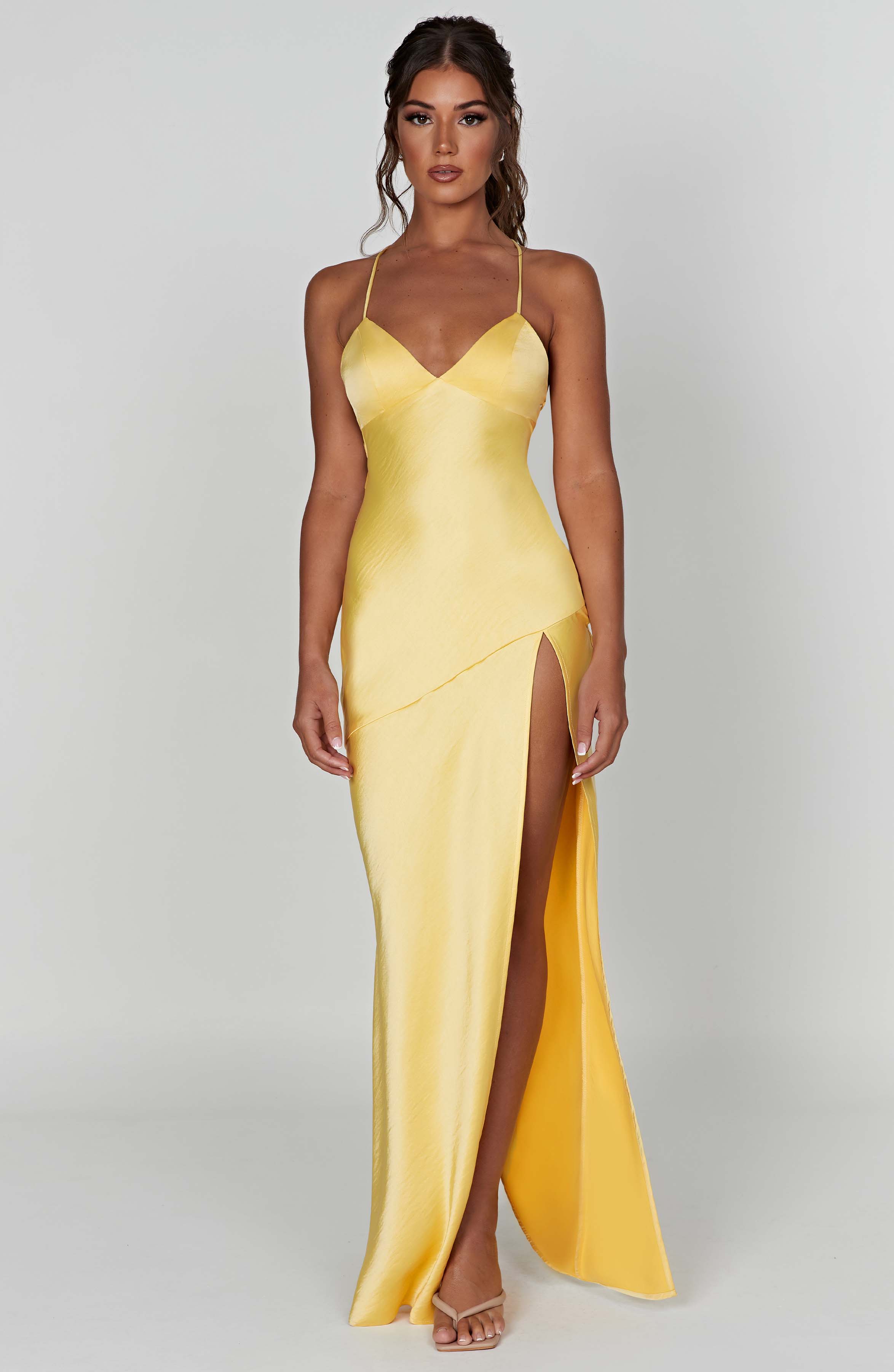 Lucrezia – Maxi senza schienale con spalline annodabili