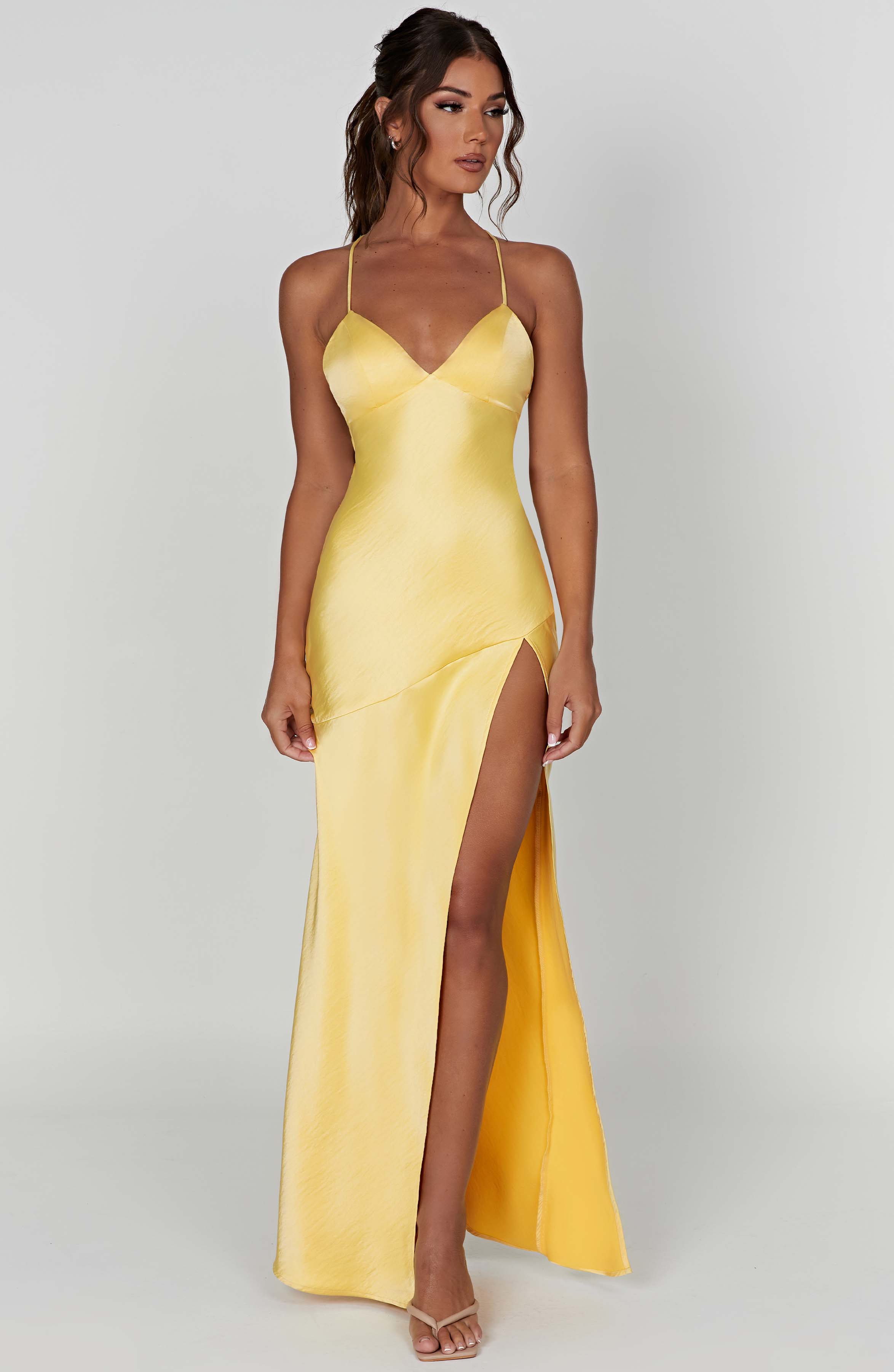 Lucrezia – Maxi senza schienale con spalline annodabili