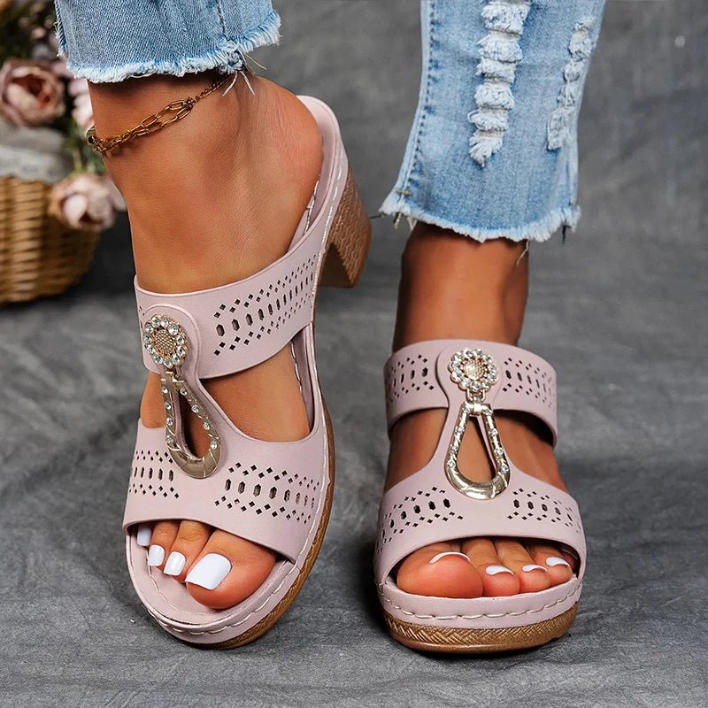 VITTORIA COMO | SANDALI CLASSICI DA DONNA