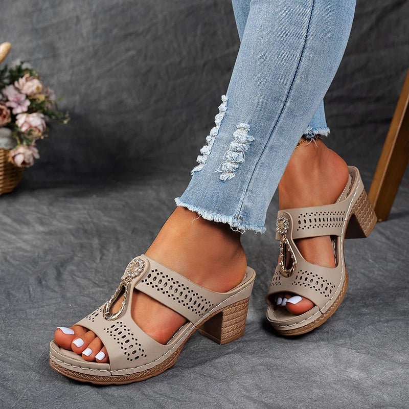 VITTORIA COMO | SANDALI CLASSICI DA DONNA