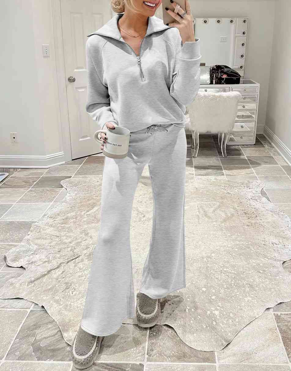 Completo lounge di lusso con mezza zip