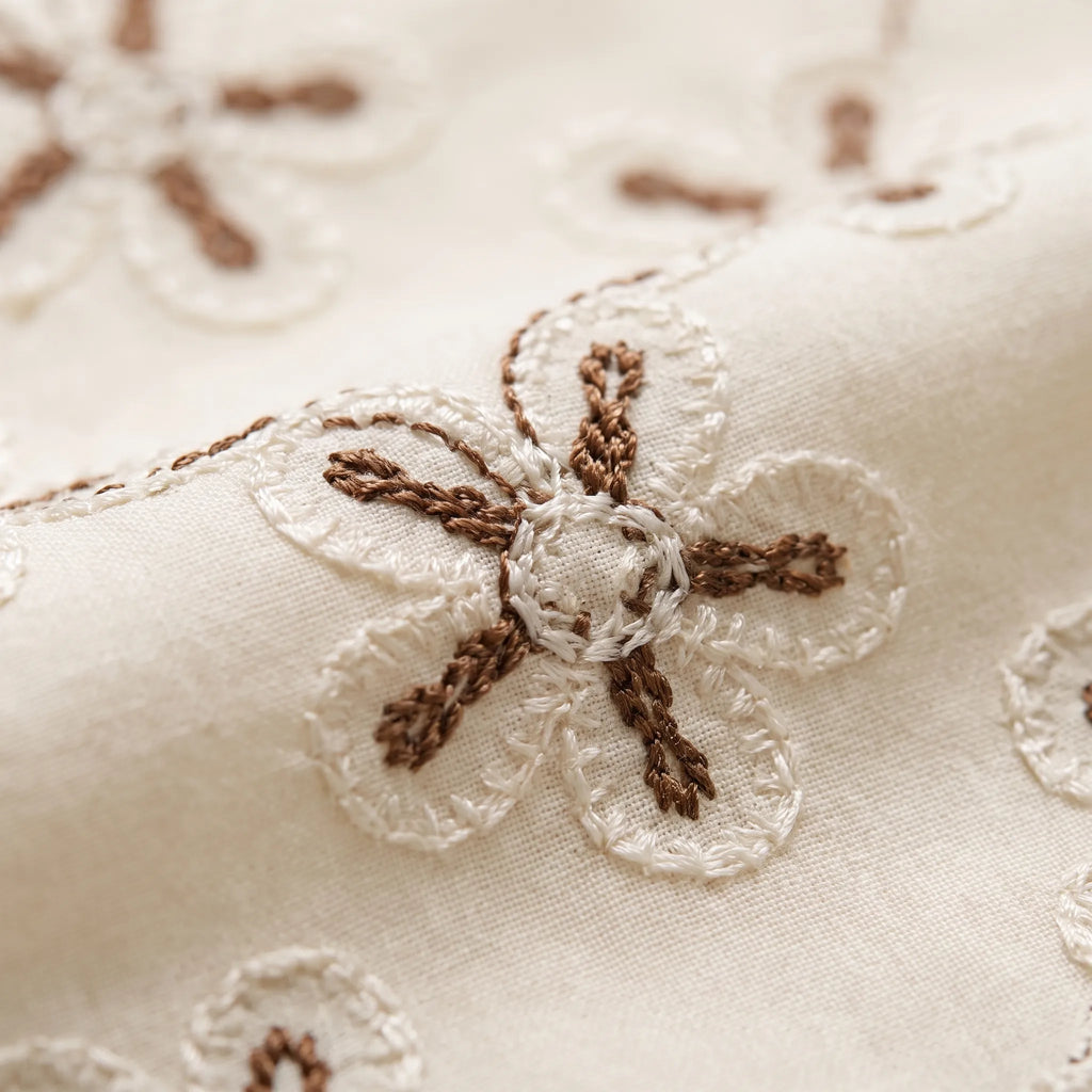 Fioresa - Blusa Bianca Donna Con Ricamo Floreale Uscite Quotidiane