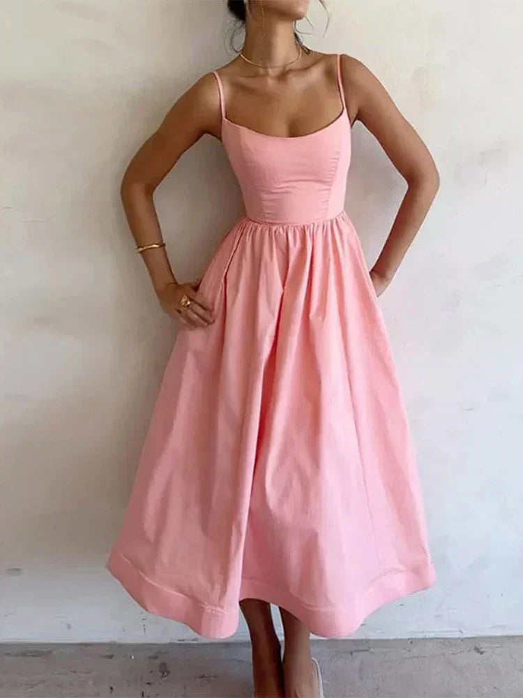 Sophie – Abito Elegante con Scollo Tondo e Spalline