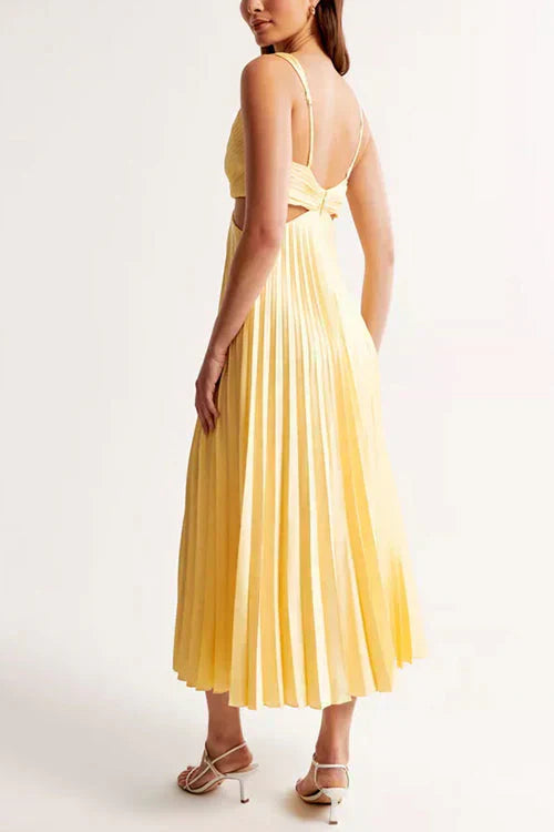 Zoe – Abito midi plissettato con cut-out e torciglione