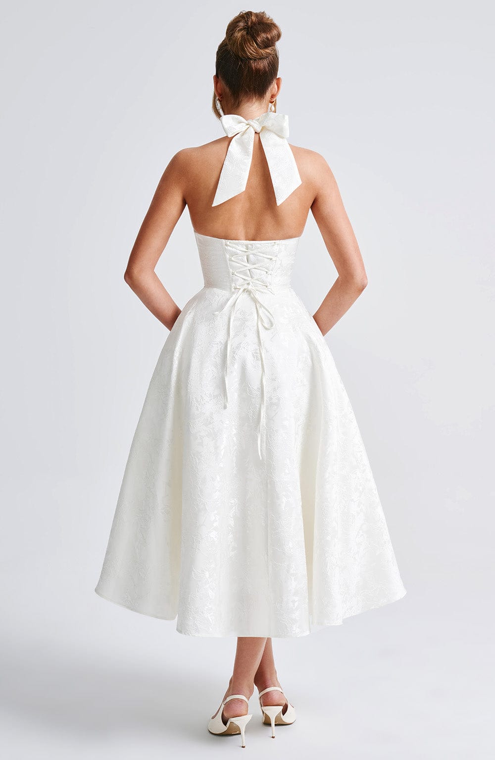 Gisella – Abito vintage con fiocco e allacciatura all’americana